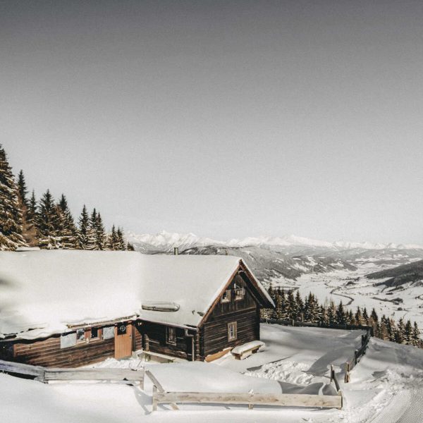 kwer_schloegelberger_winter_wurzelhuette_08-kopie_optimized